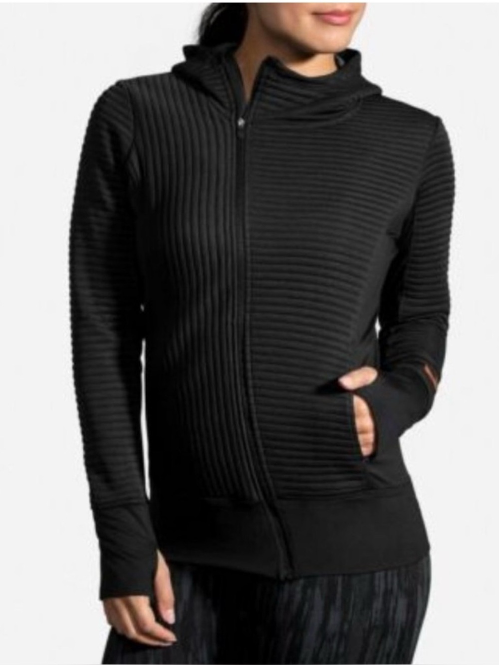 Brooks Fly-By Hoodie in black women’s XL